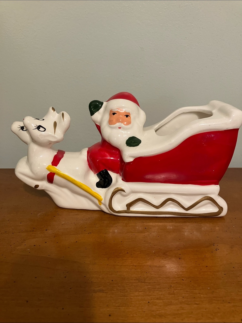 Vintage Ceramic Santa and Reindeer in Red Sleigh Planter cute EUC
